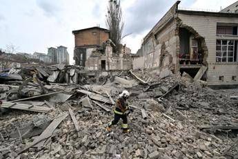 Ucraina, pioggia di droni dalla Russia. Iezzi: “E’ un punto di svolta e un messaggio alla Nato e a Trump”