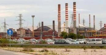 Ex Ilva, ok del Cdm a decreto con misure urgenti per continuità impianti