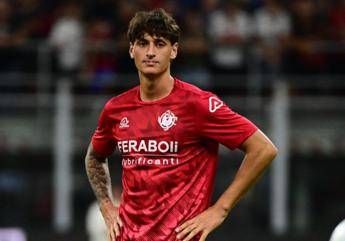 Floriani Mussolini, esordio in A con la Cremonese: “Un sogno”. Dietro la maglia il nome per evitare polemiche