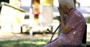 Italia, continua il calo demografico: meno giovani, più anziani e stranieri