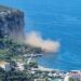 Paura a Vico Equense, crolla costone a picco sul mare