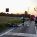 Scontro tra auto e moto nel milanese, un morto e un ferito