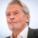 Alain Delon, il figlio minore avvia un’azione legale per annullare il testamento dell’attore