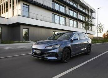 BYD SEAL 6 DM-i Touring debutta allo IAA Mobility 2025