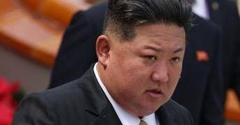 Corea del Nord, pena di morte per chi guarda Squid Game o ascolta K-Pop