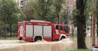 Emilia Romagna, emergenza maltempo e evacuazioni: allerta per fiume Senio