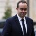 Francia, Lecornu denunciato per falso: “Non ha il Master come dice”. E lui replica: “Tutte bugie”
