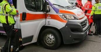 Incidente a Milano, pedone investito e ucciso da tir