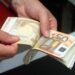Manovra, viceministro Leo: “Cercheremo risorse per portare aliquota a 33% per redditi tra 50 e 60mila euro”
