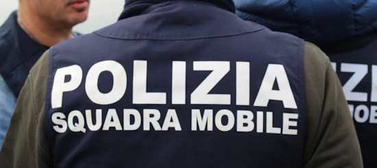 Milano: un uomo ucciso e dato alle fiamme, tre fermi