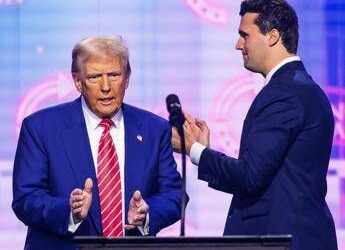 Omicidio di Charlie Kirk, l’annuncio di Trump: “Arrestato il killer, spero lo condannino a morte”