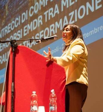 Psicoterapeuta: “traumi da guerra anche per i bimbi italiani, affrontarli aiuta la cultura di pace”