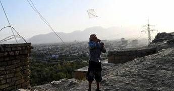 Save the Children, in Afghanistan un bimbo su 10 soffre di malnutrizione acuta﻿