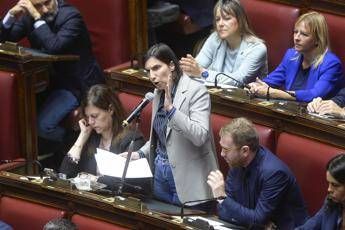Schlein all’attacco: “Flotilla per creare problemi a governo? Meloni esca da megalomania”