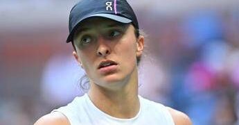 Swiatek non ha il pass, la sicurezza non la fa passare: disavventura agli Australian Open