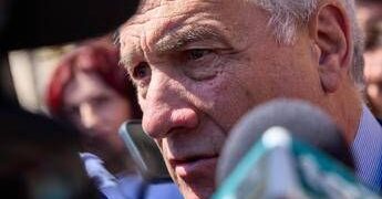 Ucraina, Tajani: “Governo compatto su proroga armi a Kiev? Decide il Cdm”