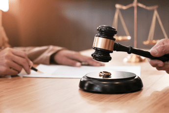 Unioni civili, Cassazione apre ad assegno di divorzio