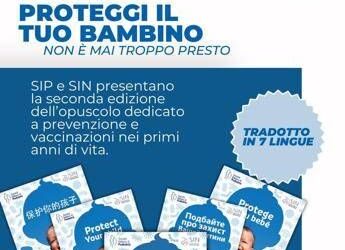 Vaccini, da pediatri e neonatologi opuscolo per genitori ‘Proteggi il tuo bambino’