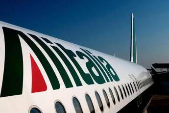 Alitalia, verso Naspi allungata: 3 anni ex dipendenti e 4 per i prossimi a pensione