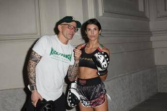 Angelo Valente, morto a 51 anni il re di kickboxing. Canalis: “È dura amico mio”