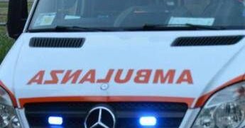Catanzaro, donna si butta dal balcone con i figli: 3 morti e un ferito