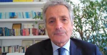 Dai rifiuti alle risorse: la nuova cultura dell’economia circolare secondo De Santoli