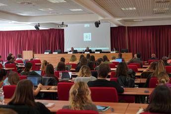 Dipendenza da smartphone e stress: all’Università Europea di Roma prima ‘Offline Room’ per disconnessione digitale