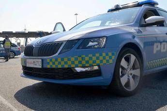 Incidente A1, camion invade carreggiata: tratto chiuso e traffico in tilt