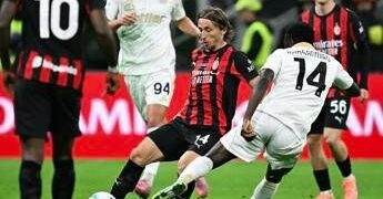 Milan-Pisa 2-2: rossoneri fermati in casa