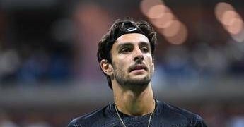 Musetti e l’infortunio agli Australian Open, il medico-fisiatra: “Tre ipotesi dietro il ritiro”