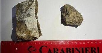 Pompei, turista americano ruba pietre dagli scavi: “Sono per ricordo”