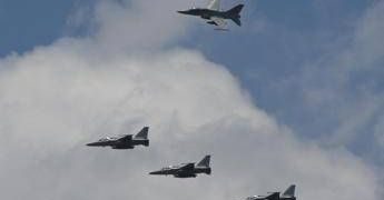 Romania, droni violano spazio aereo: si alzano in volo i caccia