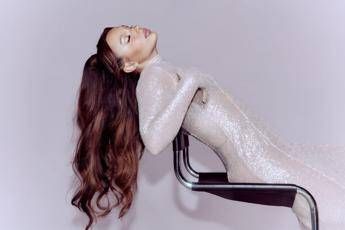 Sarah Toscano sogna un duetto con Elodie ed Emma: “Ma a Sanremo ci torno solo con il pezzo giusto”