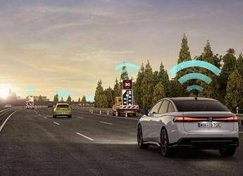 Volkswagen Car2X: due milioni di veicoli connessi per una guida più sicura