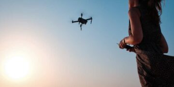 Patentino drone A2: guida completa per il corso online da casa