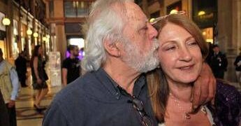 Addio a ‘Bibi’, moglie e musa del disegnatore Sergio Staino: aveva 74 anni