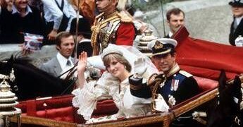 All’asta bottiglia Dom Pérignon del matrimonio di Carlo e Diana