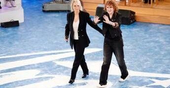 Amici, oggi domenica 23 novembre: ospiti e anticipazioni