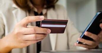 Bonifici istantanei, dal limite di spesa ai sospetti di truffa: a cosa fare attenzione