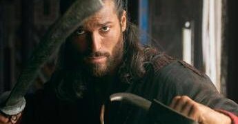 Can Yaman: “Il mio Sandokan eroe altruista che vorresti come amico”