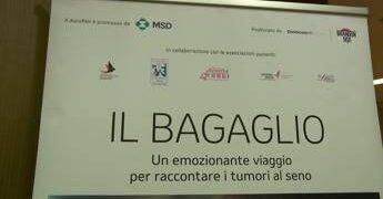 Cancro al seno, nel docufilm ‘il bagaglio’ un viaggio autentico ed emblematico