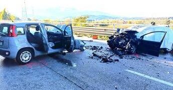 Chieti, incidente frontale sulla statale: tre donne morte