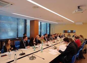 Contratti, al via trattativa per rinnovo Ccnl lavanderie industriali