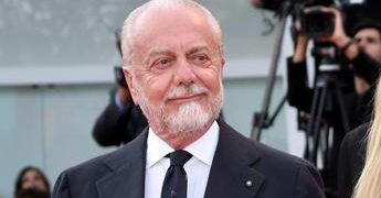 De Laurentiis ad Allegri: “Buon inizio di campionato e fai divertire i tifosi napoletani”