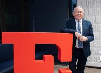 ‘Espresso al Teatro Brancaccio di Roma per festeggiare i 70 anni 