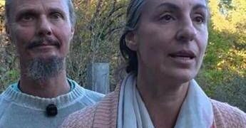 Famiglia nel bosco: “Ogni nostra scelta è per i bambini, falso il nostro rifiuto agli aiuti offerti”