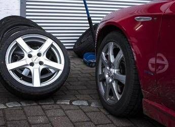 Gomme invernali e catene da neve: cosa dice la normativa