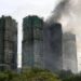 Hong Kong, salvate 144 persone dopo l’incendio: ancora 150 i dispersi
