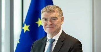 IA, Nava (Commissione Ue): “Per cittadini va gestita a tutela privacy sul lavoro, centrale direttiva sul salario minimo’