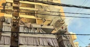 Libano, raid Israele su Beirut: “Obiettivo era capo di stato maggiore Hezbollah”